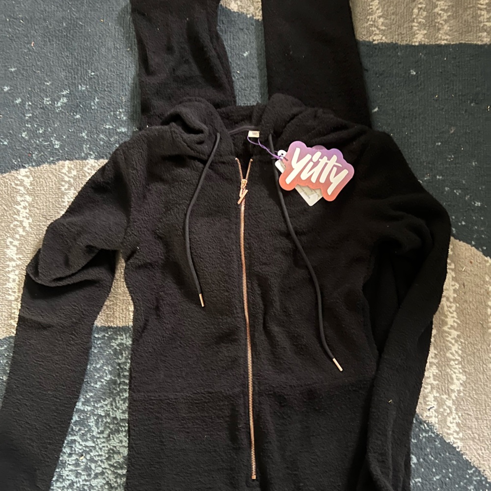 Size XL YITTY FUZZY HOODED ROMPER